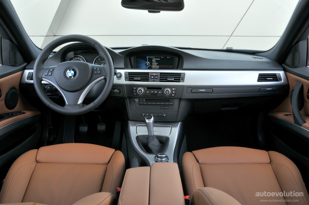 BMW Seria 3 (E90) review masini rulate Blogman.ro
